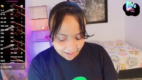 _eilish online show from 04/28/26, 08:36