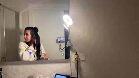  elena barra online show from 04/24/26, 06:49