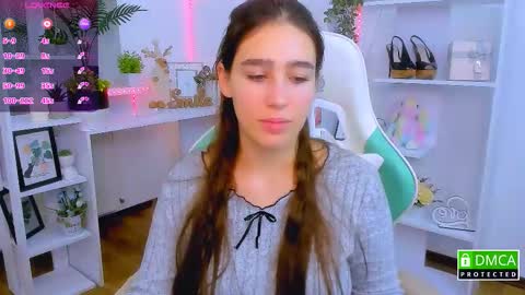 Lizzy  online show from 12/03/25, 10:30