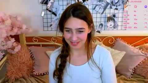 Snapshot of _eliizabeth__ chatting on 05/28/26, 10:18 Lizzy online show from 05/28/26, 10:18
