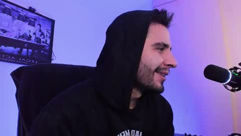 Snapshot of _elon_coxx_ chatting on 01/28/25, 12:57  -         online show from 01/28/25, 12:57