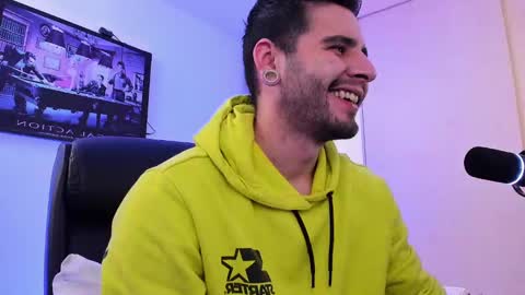 Snapshot of _elon_coxx_ chatting on 02/10/25, 08:31  -         online show from 02/10/25, 08:31