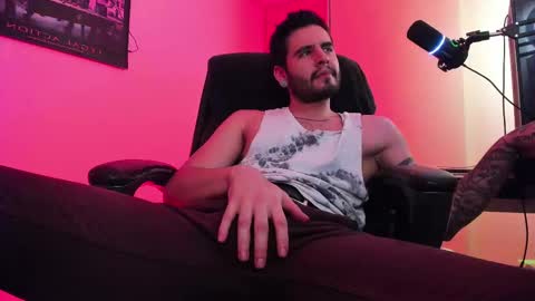 Snapshot of _elon_coxx_ chatting on 02/23/25, 11:25  -         online show from 02/23/25, 11:25