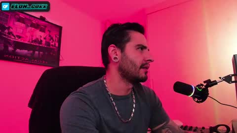 Snapshot of _elon_coxx_ chatting on 03/04/25, 09:22  -         online show from 03/04/25, 09:22