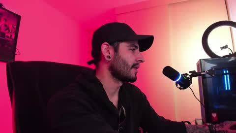 Snapshot of _elon_coxx_ chatting on 03/10/25, 01:01  -         online show from 03/10/25, 01:01