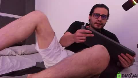 Snapshot of _elon_coxx_ chatting on 10/11/25, 11:14  -         online show from 10/11/25, 11:14