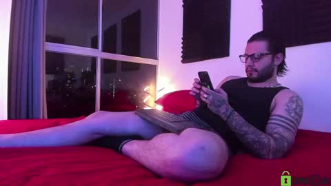 Snapshot of _elon_coxx_ chatting on 05/07/26, 03:34 - online show from 05/07/26, 03:34