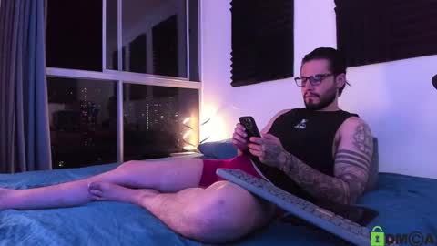Snapshot of _elon_coxx_ chatting on 05/31/26, 01:47 - online show from 05/31/26, 01:47
