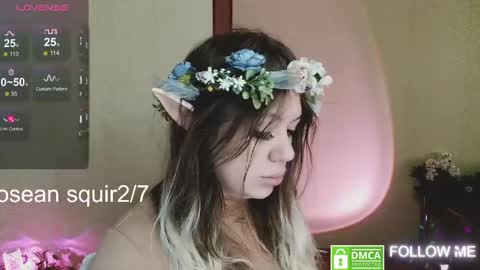 Snapshot of _elven_dreams__ chatting on 05/26/26, 08:21 chloue and Gretta online show from 05/26/26, 08:21