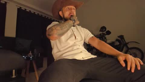 Emilio online show from 01/14/26, 08:20