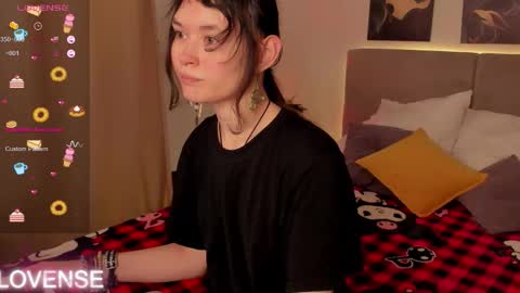 _emily__strike_ online show from 02/13/26, 10:33