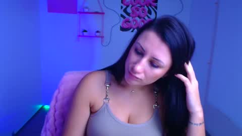 Emma online show from 10/17/25, 06:27