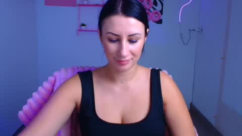 Emma online show from 10/24/25, 12:01