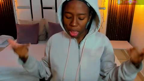 Emma online show from 12/15/25, 01:59