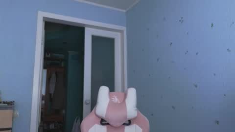 Sam  online show from 02/18/25, 05:42