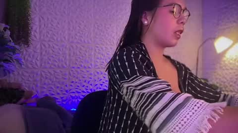HI LOVE IM ESABEL online show from 07/13/26, 11:57