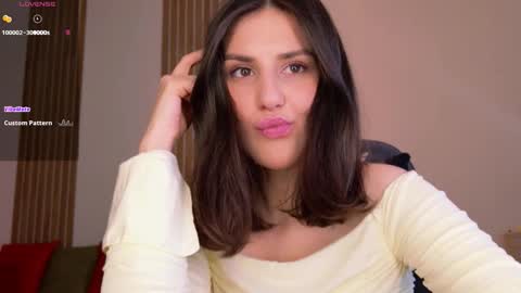 Snapshot of _esmeraldiyaa_ chatting on 02/09/26, 08:46 _esmeraldiyaa_ online show from 02/09/26, 08:46