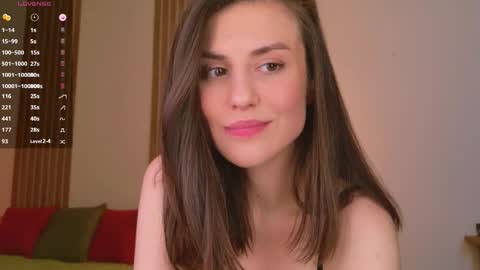 Snapshot of _esmeraldiyaa_ chatting on 03/15/26, 05:08 _esmeraldiyaa_ online show from 03/15/26, 05:08