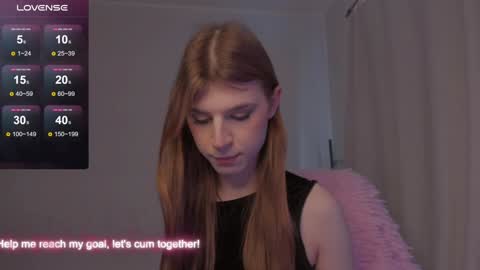 Snapshot of _eva_pleasure_ chatting on 12/18/24, 06:43 Eva online show from 12/18/24, 06:43