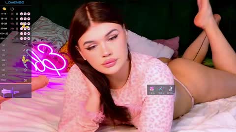 Eva Lane online show from 04/20/26, 07:33