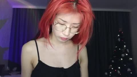 Snapshot of _eve____ chatting on 12/22/24, 08:47 EveEva online show from 12/22/24, 08:47