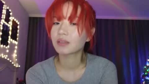 Snapshot of _eve____ chatting on 12/27/24, 01:11 EveEva online show from 12/27/24, 01:11