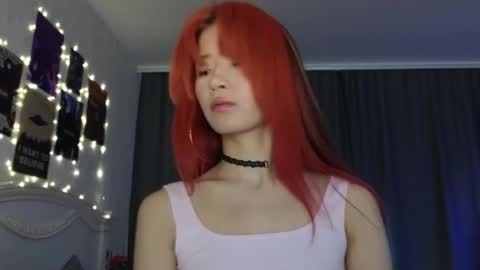 Snapshot of _eve____ chatting on 12/31/24, 06:59 EveEva online show from 12/31/24, 06:59