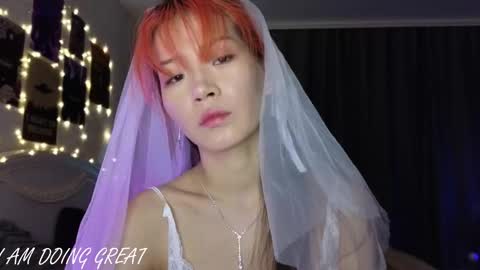 Snapshot of _eve____ chatting on 01/13/25, 06:05 EveEva online show from 01/13/25, 06:05