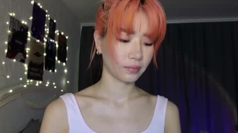 Snapshot of _eve____ chatting on 03/05/25, 10:11 EveEva online show from 03/05/25, 10:11