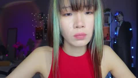 EveEva online show from 11/11/25, 02:33