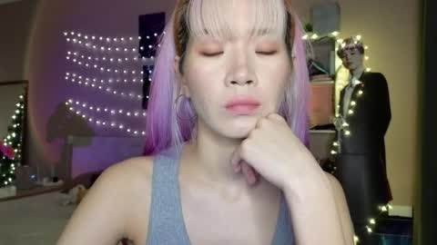 Snapshot of _eve____ chatting on 01/17/26, 08:34 EveEva online show from 01/17/26, 08:34