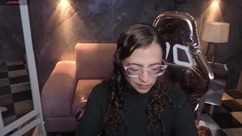  evoni  online show from 12/17/25, 12:44