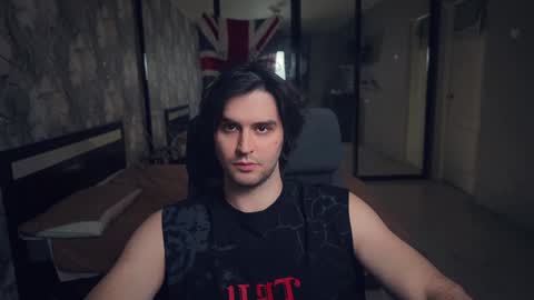 Snapshot of _fatrabbit chatting on 12/06/24, 02:17 Keanu online show from 12/06/24, 02:17