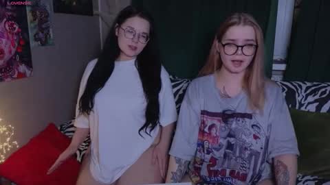 KENDALL  NATHAN MARRY  RYANPVT IS OPEN online show from 12/18/25, 07:09