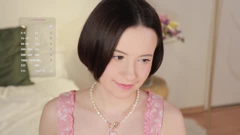 Snapshot of _female_essence_ chatting on 12/16/24, 10:13 Essie online show from 12/16/24, 10:13