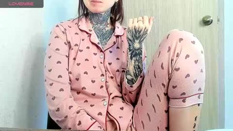 Alis online show from 03/11/25, 07:04