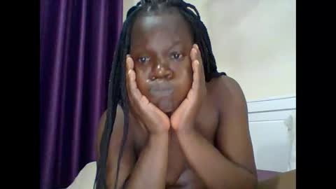 Snapshot of _finebaby69xx_ chatting on 12/15/25, 09:30 Marlin online show from 12/15/25, 09:30