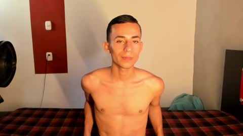 Snapshot of _fiore_ chatting on 03/03/25, 08:00 jair eduardo online show from 03/03/25, 08:00