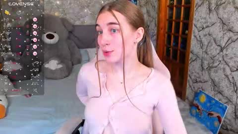 Kate online show from 12/19/25, 02:02