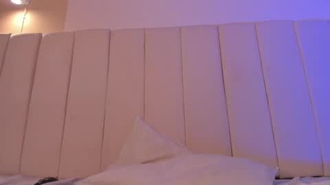 Frida online show from 03/05/25, 07:17