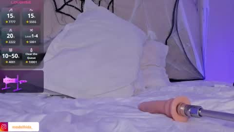 Frida online show from 10/24/25, 02:57