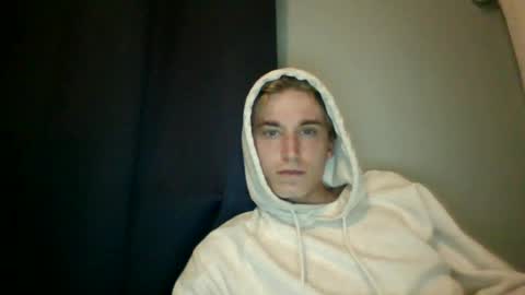 Snapshot of _frosty_69 chatting on 06/29/26, 03:01 _frosty_69 online show from 06/29/26, 03:01