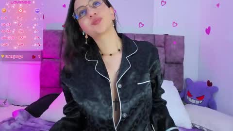 Gabby online show from 04/21/26, 04:01