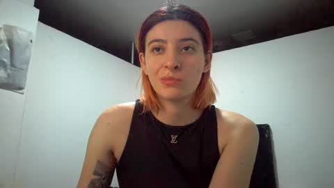 Snapshot of _genesid_dixton chatting on 08/05/26, 02:58 Mia-foster online show from 08/05/26, 02:58
