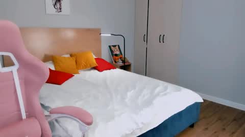 GingerMean online show from 04/23/26, 04:57