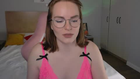 Snapshot of _gingermean_ chatting on 05/15/26, 01:29 GingerMean online show from 05/15/26, 01:29