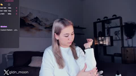 Rina online show from 01/11/25, 07:38