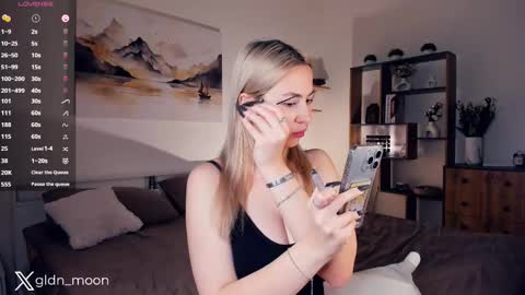 Rina online show from 02/09/25, 07:41