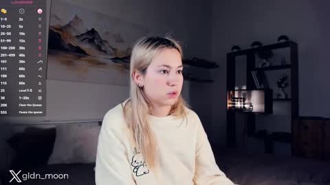 Rina online show from 03/10/25, 02:17