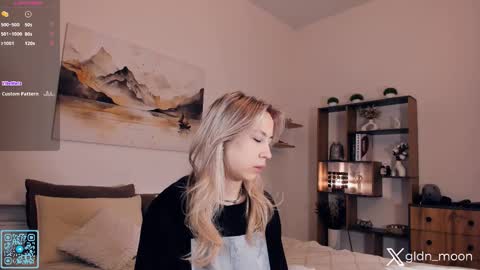 Rina online show from 10/11/25, 08:07